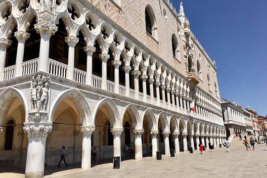 Small-group Doge's Palace Skip-the-line Tour — billede 2