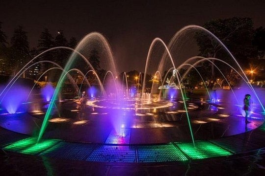 Lima Magic Water Circuit Tour — photograph 4