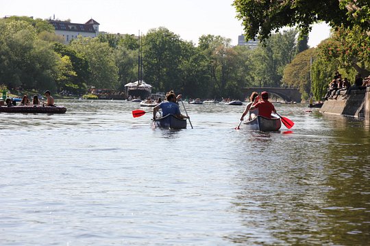 Explore Berlin by canoe — photograph 5