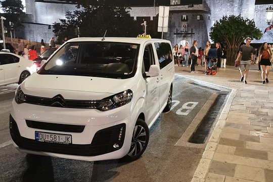 Private Transfer by 8 seats van from or to the Dubrovnik Airport — billede 3