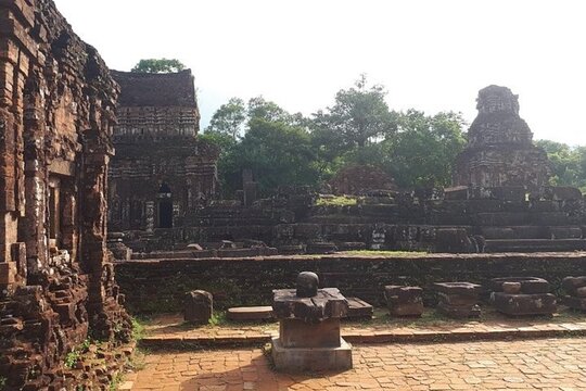Private Car to My Son Sanctuary and back from Da Nang — photograph 4