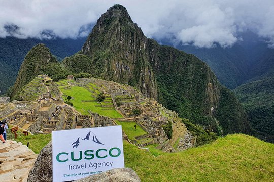 Machu Picchu Full Day Tour — photograph 2