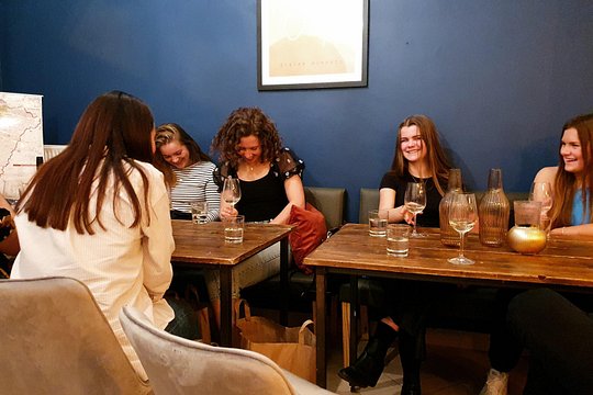 Private Wine Tasting in Budapest — photograph 5