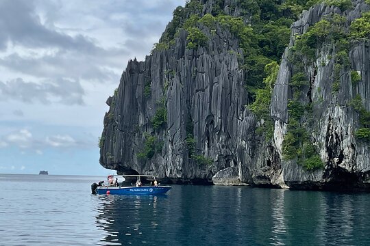 Private Coron Ultimate Tour — photograph 4