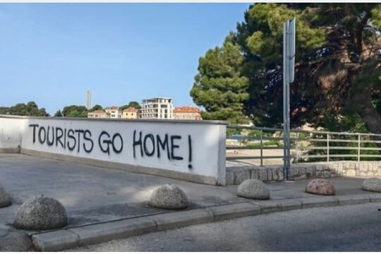 Controversies behind Split and Croatia-Anthropologist guide — photograph 2