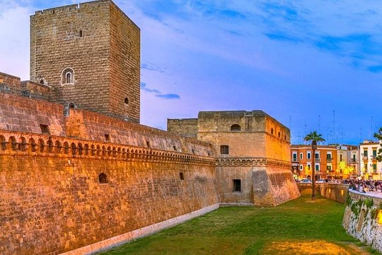 Bari Walking tour — صورة 3