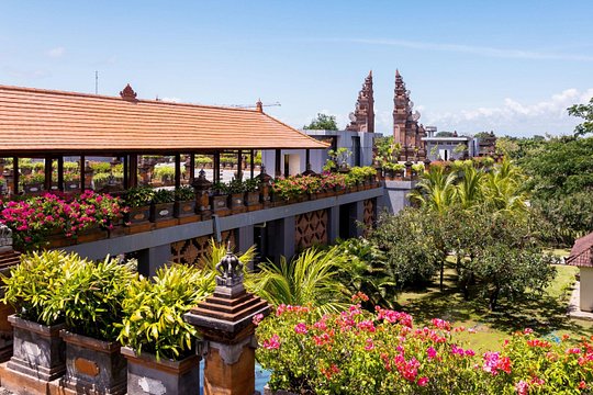 Denpasar Private Custom Walking Tour With A Guide (Private Tour) — Foto 3