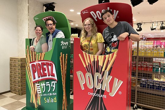 Osaka Instagram Spots Customized Tour with Licensed Guide — billede 2