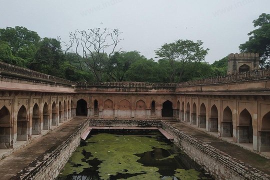 Mehrauli and Qutub Minar — foto 3