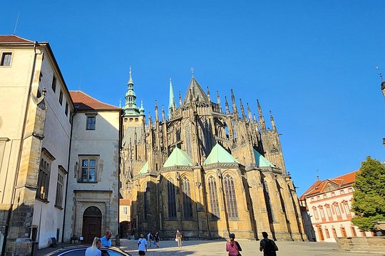 Prague Castle Private Walking Tour — photograph 4