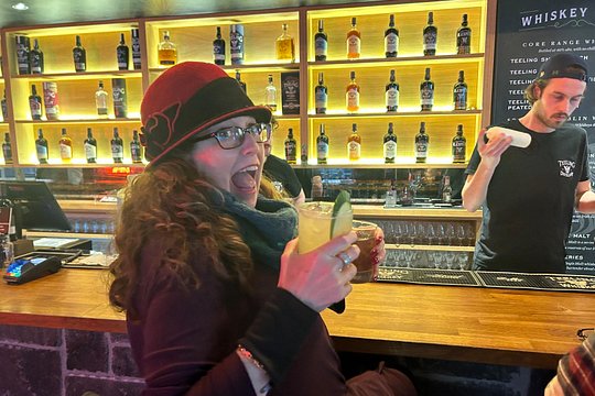 Authentic Dublin private tour by van Top guide Éamonn up to 8 PAX — photograph 5