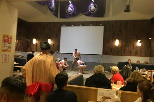 the SUMO show with Dinner — billede 4