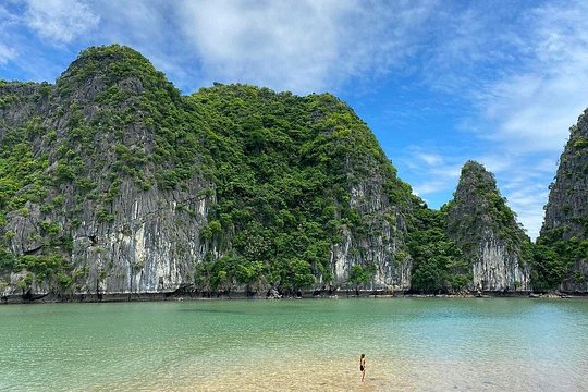 From Ha Long: Private Canoe Explore Lan Ha Bay, Viet Hai Village — photograph 3