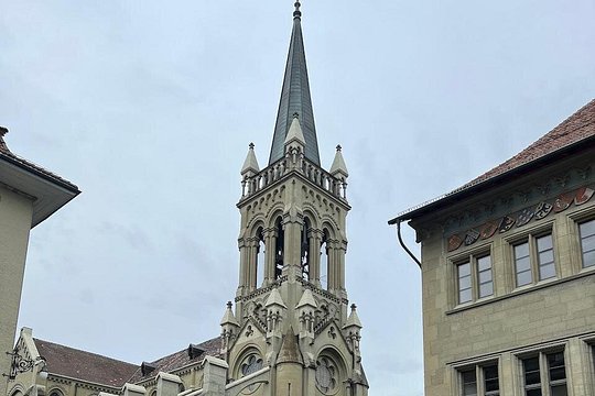 Bern: Private Customizable City Walking Tour — photograph 2