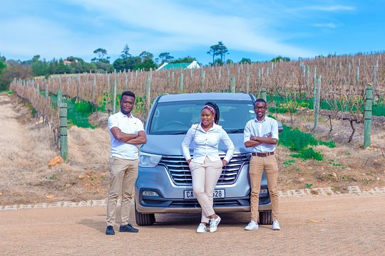 Explore Cape Town in Style: Full Day Chauffeur Experience — photograph 2