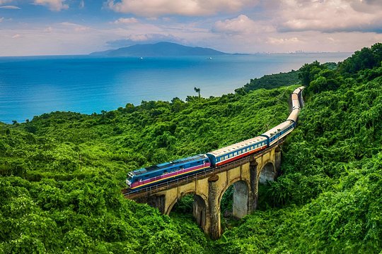Danang : Indochine Heritage Line – Train Journey — photograph 4