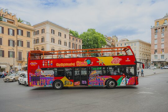 City Sightseeing Rome Hop-On Hop-Off Bus Tour — photograph 4