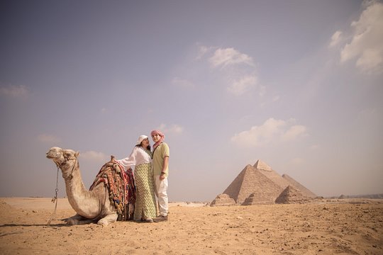Cairo Layover Tour: Giza Pyramids, Coptic Cairo & Bazaar — photograph 2