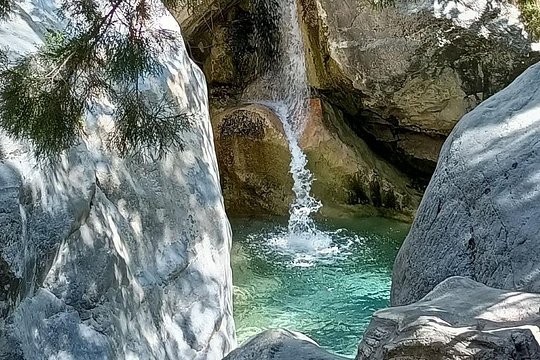 Chania: Samaria Gorge Guided Hike — photograph 5