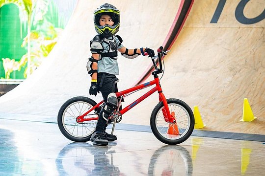 Bmx Tricks and Skating in Jaco — billede 3