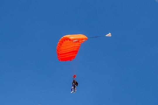 Skydive Zanzibar | Tandem Skydive — photograph 4