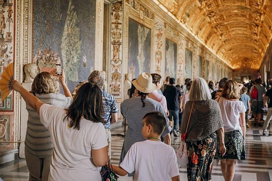 Rome: Vatican Museum & Sistine Chapel Guided Tour — photograph 3