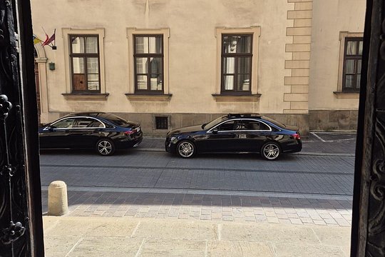 Private Transfers Krakow - Prague — billede 4