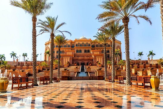 Private Sightseeing Tour in Abu Dhabi — photograph 3