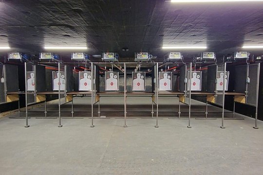 Wrocław Shooting Range with Instructor and Entry Fee Included — billede 2