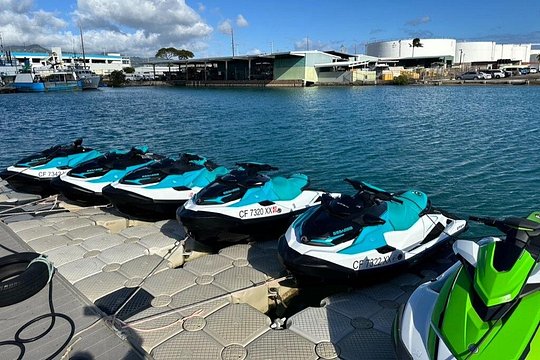 Jet Ski Experience in Honolulu — photograph 2