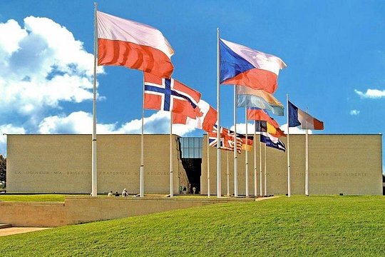 Normandy D-Day Beaches and Caen Memorial Private Tour from Paris — billede 4