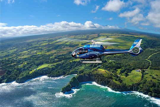Hilo Waterfalls Experience Helicopter Tour — photograph 5