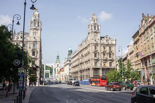 Budapest Wine tasting & Downtown Walk — photograph 5