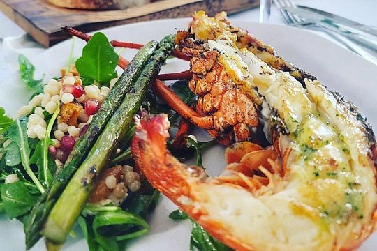 Luxe Seafood Package with Round Trip Ferry from Perth — Foto 3