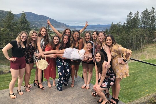 Wine Tours in Kelowna — photograph 2