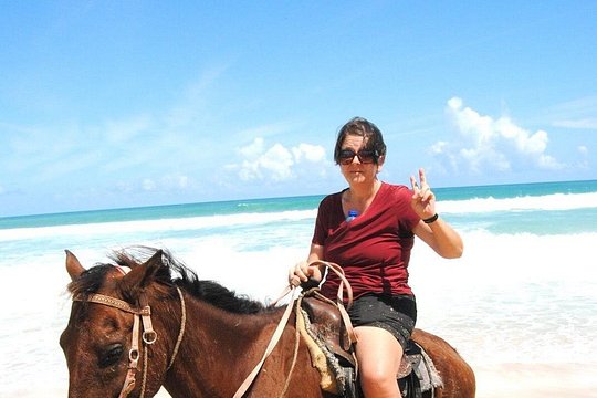 Horseback Riding in the Beach — photograph 4