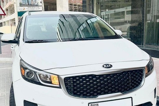 Dubai Private Car Charter With Driver — foto 4
