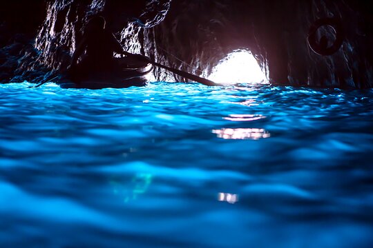 Capri Small Group Tour from Naples with Optional Blue Grotto — photograph 5