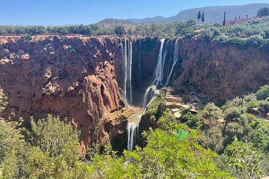 Explore Ouzoud waterfalls Marrakech Guided Hike & Boat Experience — photograph 2