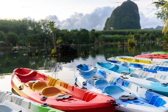 Krabi Crystal Lagoon Kayaking Experience — photograph 2