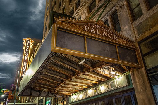 Phantom's Parade on Prospect: Cleveland Ghost Tours — photograph 2