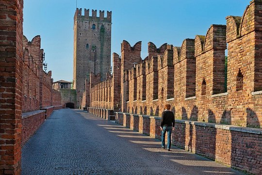Verona Walking Tour with an APP — photograph 3