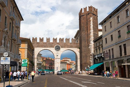 Verona Walking Tour with an APP — photograph 5