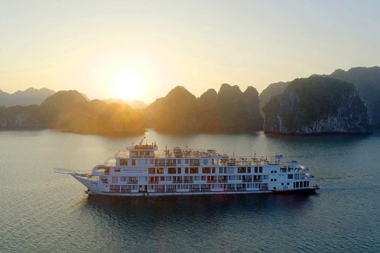 Stellar Cruise Full-Day Explore Halong Bay — foto 5