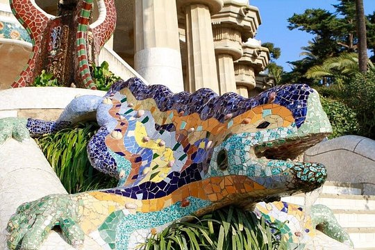 Barcelona Park Guell Private Tour — photograph 2