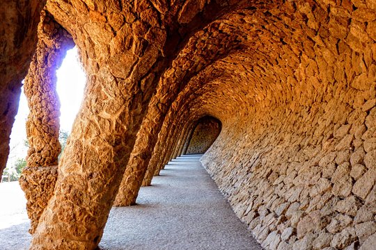 Barcelona Park Guell Private Tour — photograph 3