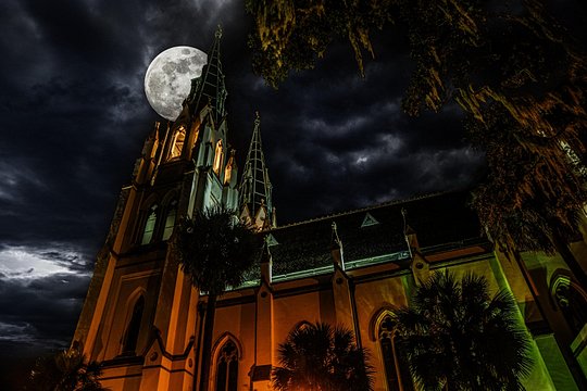 Sinister Sins & Shadows: A Savannah Ghost Tour — photograph 2