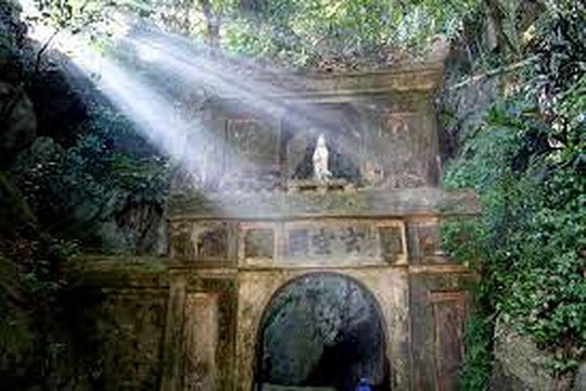 Marble Mountains, Am Phu Cave, Monkey Mountains small group — foto 3