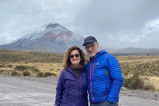 Cotopaxi and volcanoes avenue — photograph 2