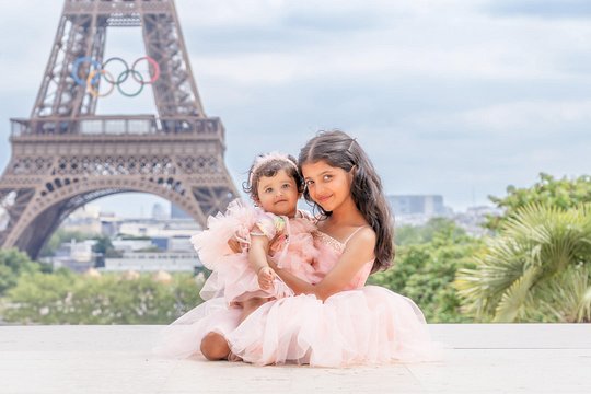 1 Hour Private Photo Session experience with the Eiffel Tower — photograph 3